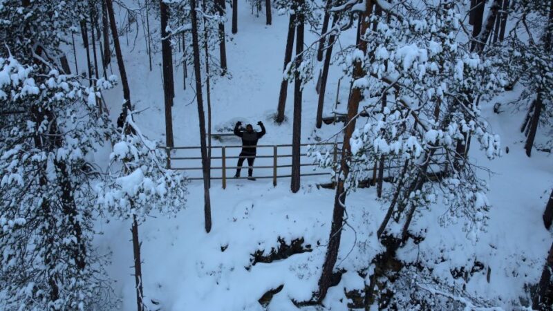 Korouoma: Frozen Waterfall Hiking Tour - Dining and Refreshments