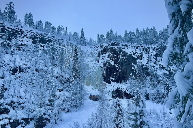 Korouoma Frozen Waterfalls Hiking Tour - Hiking Experience