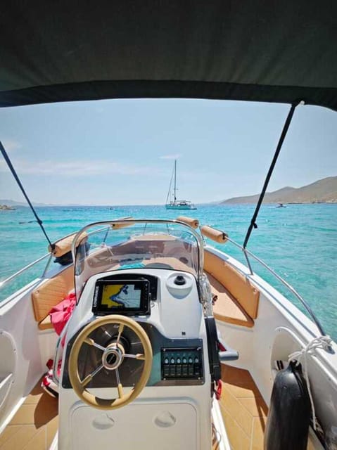 Kos:Private Boat Rental in Kos - Boat Features