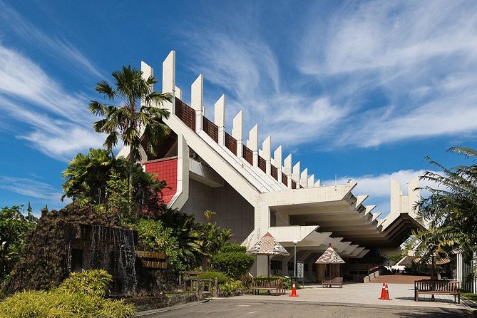Kota Kinabalu City Half Day Tour - Visiting Pu Toh Tze Temple