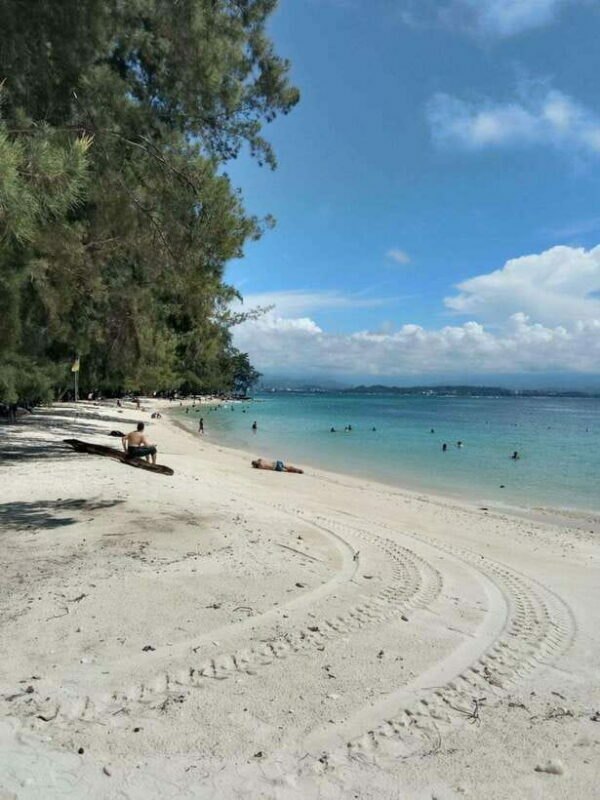 Kota Kinabalu: Manukan & Sapi Islands Snorkeling with Lunch - The Itinerary Breakdown