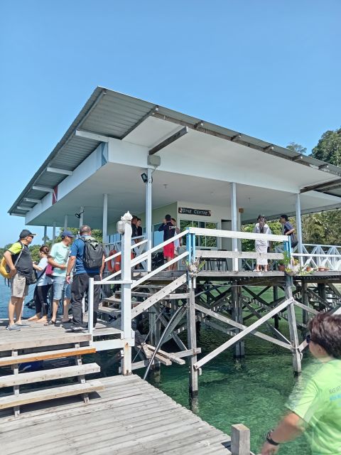 Kota Kinabalu: Rainbow Island Ferry Tickets With Lunch - Suitability for Families
