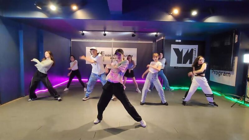 Kpop Dance Class in Seoul (Incl. Video Shooting & Editing) - Personal Practice Opportunities