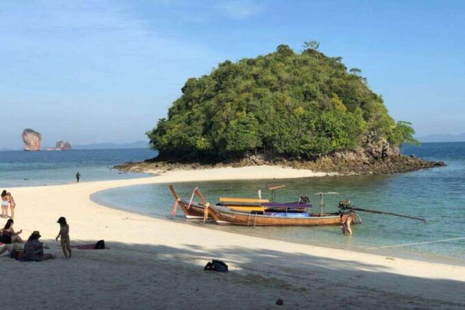Krabi: 4 Islands Longtail Boat Tour With Lunch - Discovering Chicken Island