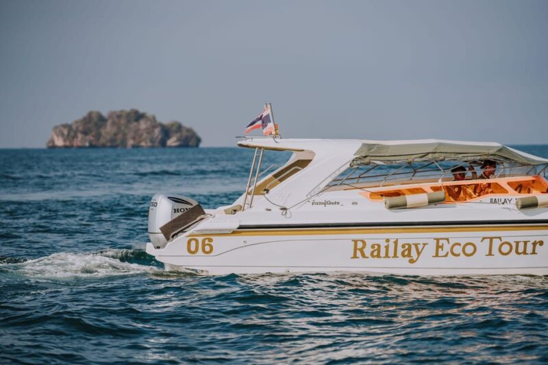 Krabi: 4 Islands Private Luxury Speed Boat Tour - Inclusions and Amenities Provided