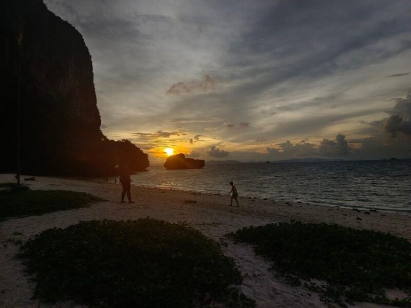Krabi 7 Island Sunset by Luxury Vintage Boat With BBQ Dinner - Included Features