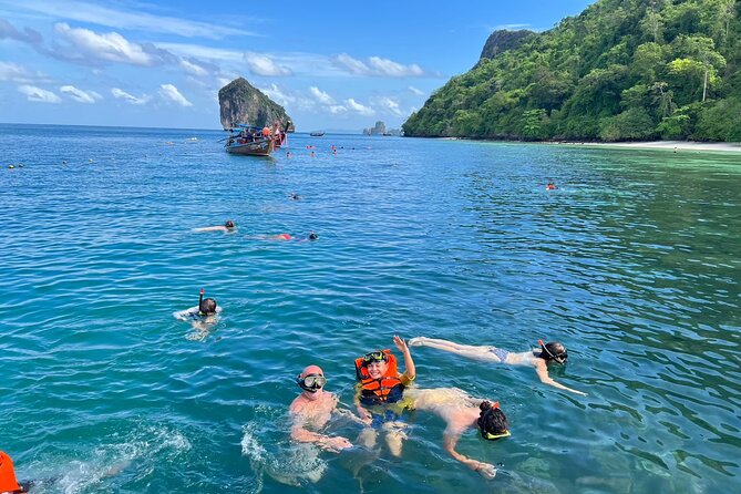Krabi 7 Islands Snorkeling, Sunset BBQ & Bioluminescent Swim - Barbecue Dinner on the Beach