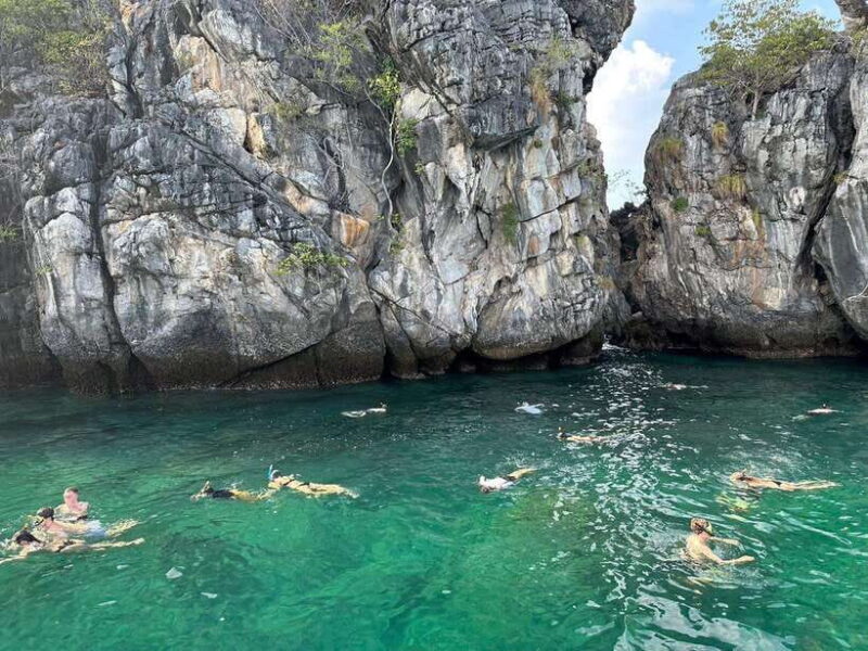 Krabi: 7 Islands Sunset Tour With Buffet Dinner+Plankton - Dining Experience