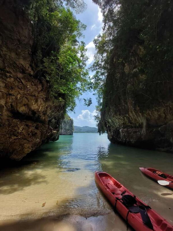 Krabi: a Kayaking Odyssey Through Din Daeng Mangrove Maze - Navigating the Mystic Corridors of Din Daeng Canyon