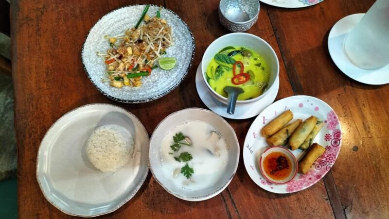 Krabi: Authentic Thai Cooking Class With Smart Cook - Participant Information