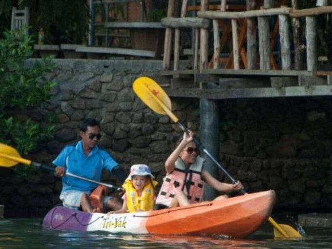 Krabi: Early Bird Kayak at Ao Thalane (Group of 10 Max) - Frequently Asked Questions