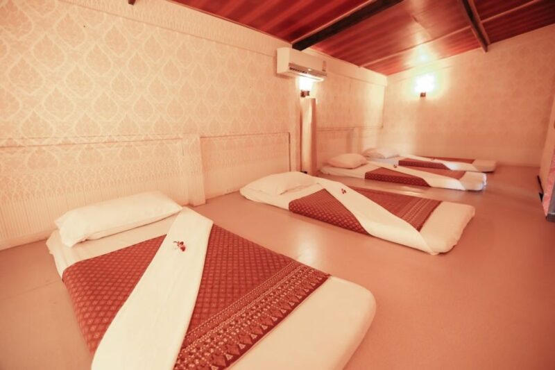 Krabi: Guided City Tour W/ Relaxing Spa or Massage Treatment - Key Points