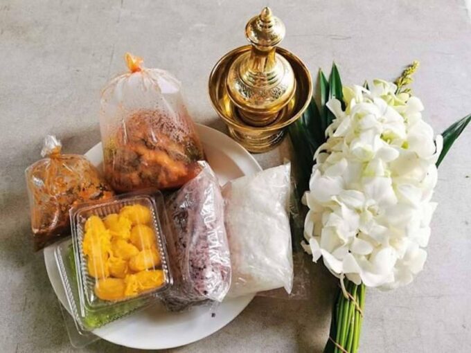Krabi: Highlights Walking Tour With Buddhist Alms Ceremony - Frequently Asked Questions