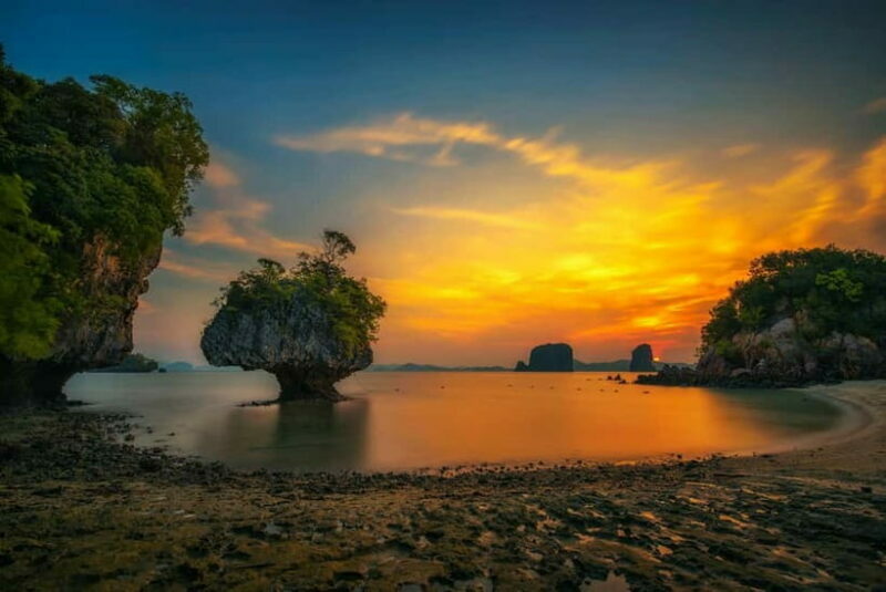 Krabi: Hong Island & Ko Pak Bia Tour with Sunset Dinner - Key Points