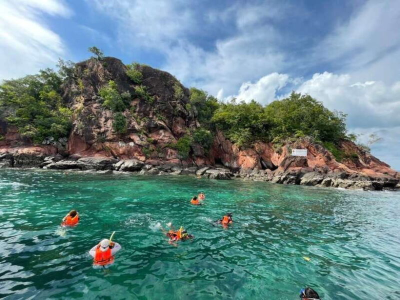 Krabi: Hong Islands Longtail Boat Tour With Kayaking Option - Hong Island Exploration