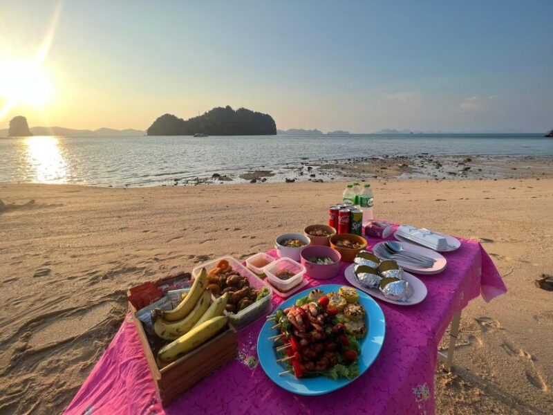 Krabi Hong Sunset Island Private Luxury Vintage Boat - Key Points