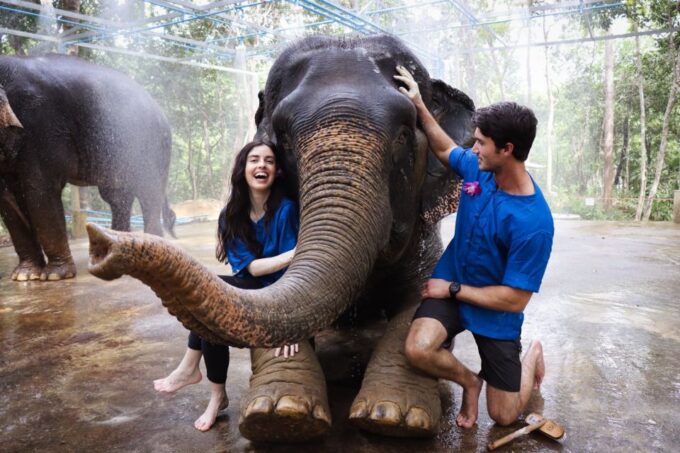 Krabi: Kayaking at Klong Nam Sai, Elephant Bathing & Feeding - Group Size
