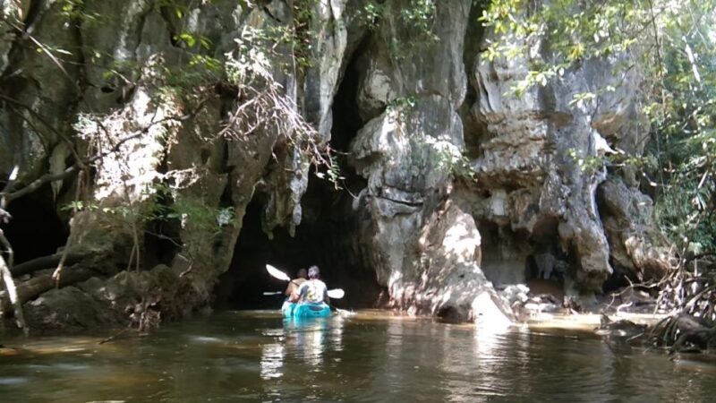 Krabi: Klang Cave, Bangtong Temple With Bor Thor Kayaking - Wat Bang Thong Visit