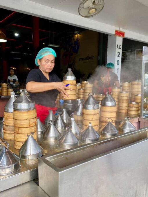 Krabi: Morning Food Tour With Local Guide - Group Size and Language
