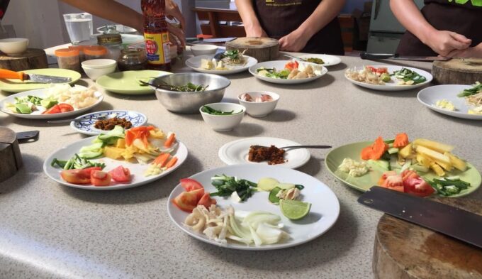 Krabi: Morning or Afternoon Culinary Adventure at Smart Cook - Dietary Accommodations