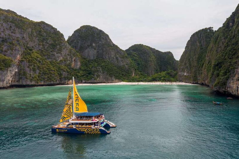 Krabi: Phi Phi Island Luxury Sunset Cruise by Meka Catamaran - Onboard Experience