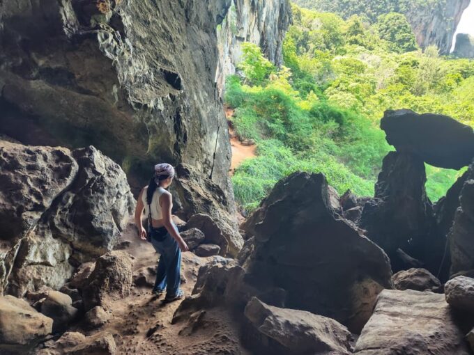 Krabi: Railay Viewpoint and Bat Cave Hike Half Day Tour - Included in Tour