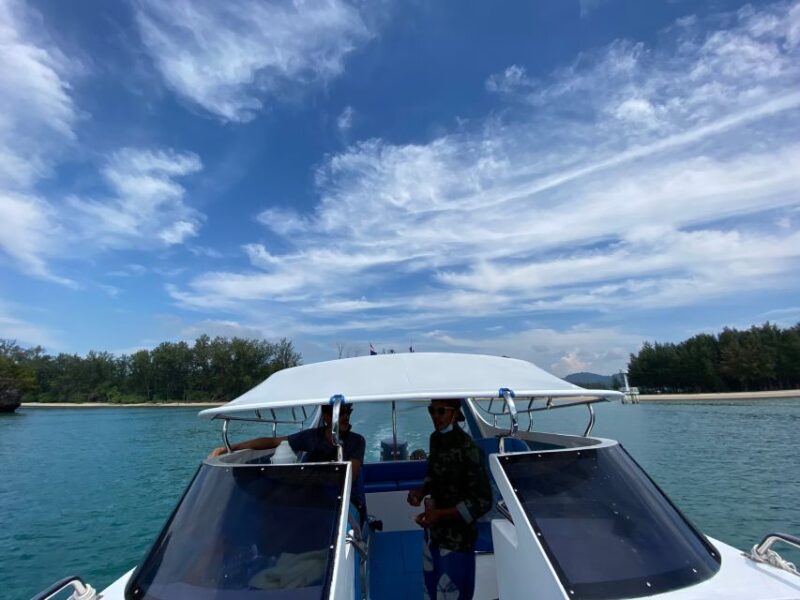 Krabi: Speedboat Transfer Between Ao Nang and Phi Phi - Key Points
