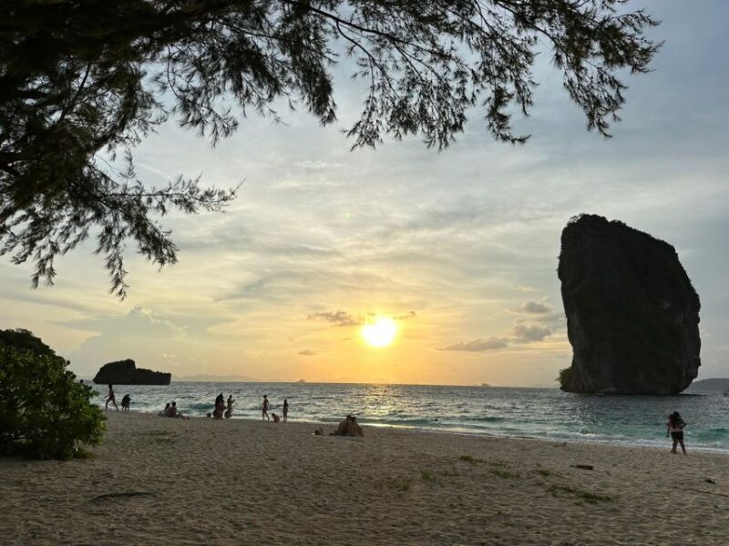 Krabi Sunset 4 Island by Luxury Vintage Boat BBQ (JOIN) - What to Bring and Restrictions