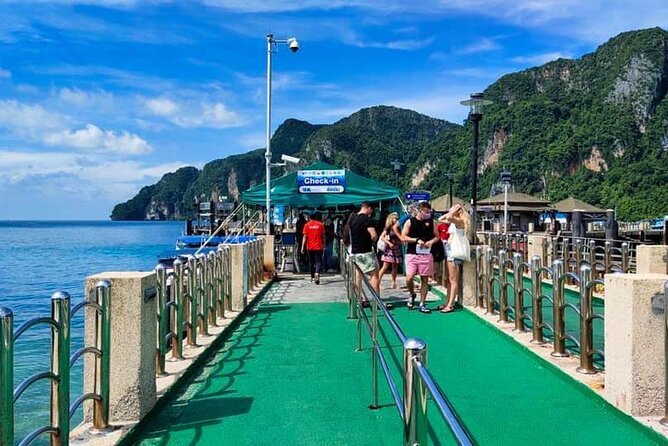 Krabi to Koh Phi Phi By Ferry Include Pickup Transfer - Cultural and Culinary Experiences