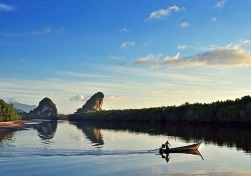 Krabi: Twin Mountains & Koh Klang Local Community Tour - Mangrove Forest Boat Ride