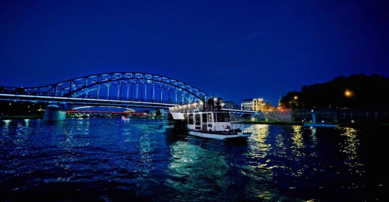 Krakow: 1-Hour Evening Vistula River Cruise - Customer Feedback and Ratings