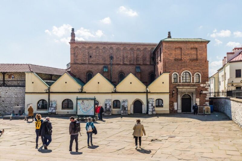 Krakow: 2-Day Tour, Wawel Hill, Jewish Heritage, Wieliczka - Main Market Square and Rynek Underground