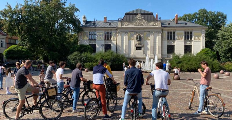 Krakow: 2h Kazimierz (Jewish Quarter) Bike Tour - Inclusions and Requirements