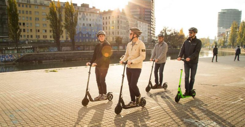 Krakow: 2h Old Town E-Scooter Tour - Tour Details