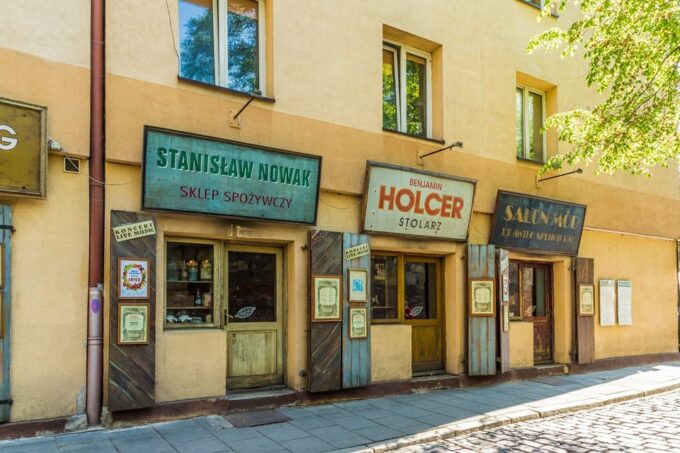 Kraków: 3-Day Jewish Quarter, Wieliczka, and Auschwitz Tour - Frequently Asked Questions
