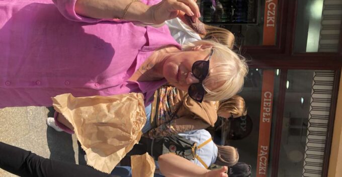 Krakow: 3-Hour Guided Secret Foodies Tour - Typical Cracovian Snack