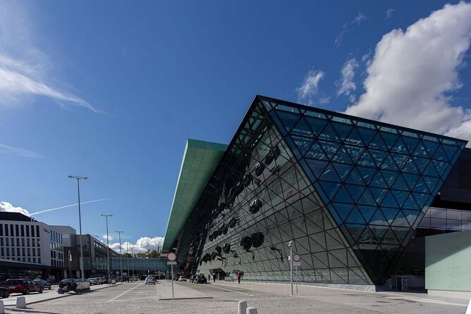 Krakow Airport Exclusive Transfers VIP Service - Pickup and Drop-off