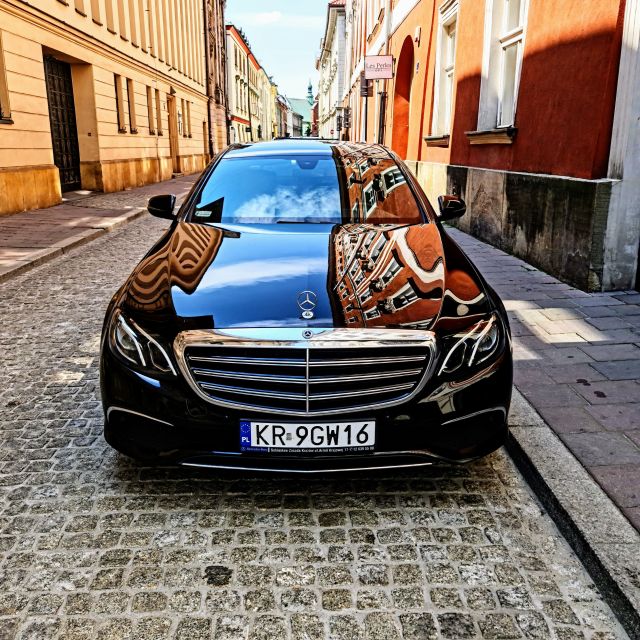 Krakow Airport Exclusive Transfers VIP Service - Key Points