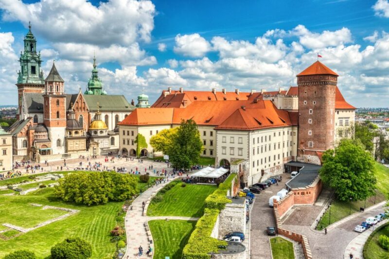 Kraków Airport Private Transfer - Kraków City Center - Booking and Meeting Details