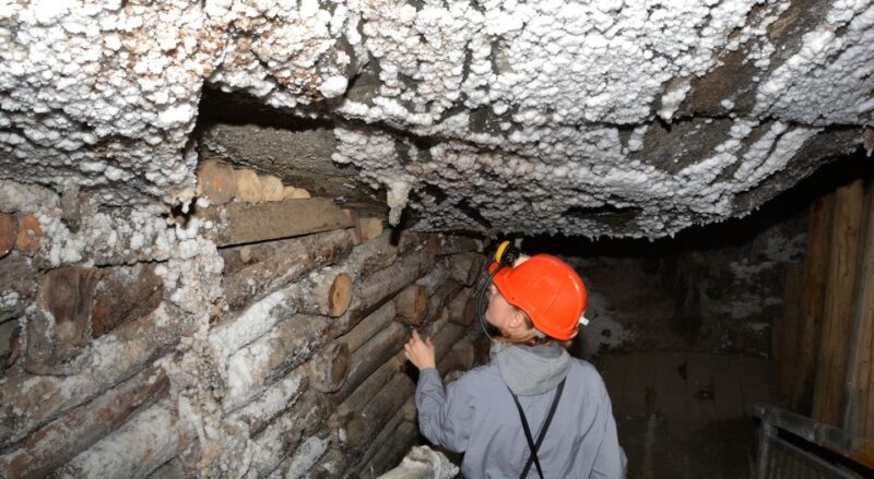 Krakow and Wieliczka Salt Mine Tour From Warsaw - Tour Itinerary