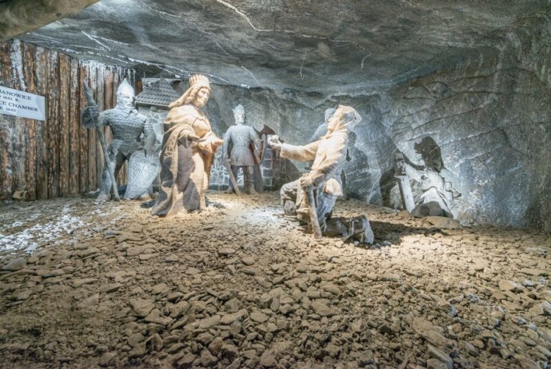 Krakow and Wieliczka Salt Mine Tour From Warsaw - Tour Highlights