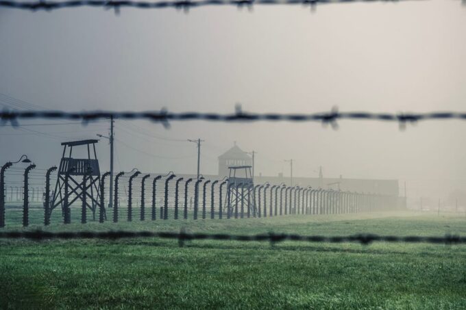 Krakow: Auschwitz-Birkenau Extended Guided Tour & Options - Cancellation and Refund Policies