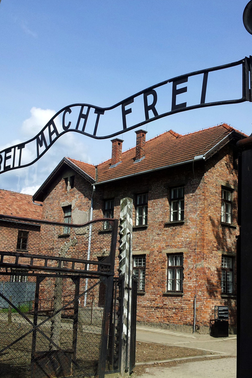 Krakow: Auschwitz-Birkenau Memorial Tour With Optional Lunch - Key Points