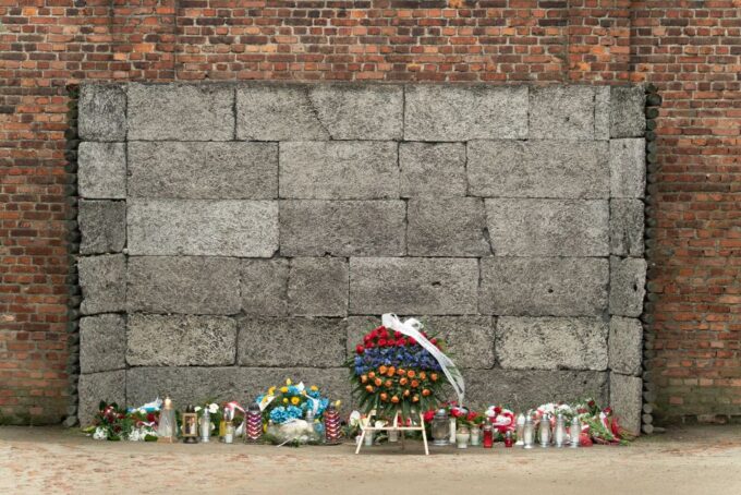 Krakow: Auschwitz Guided Tour With Pickup and Optional Lunch - Booking and Cancellation Policy