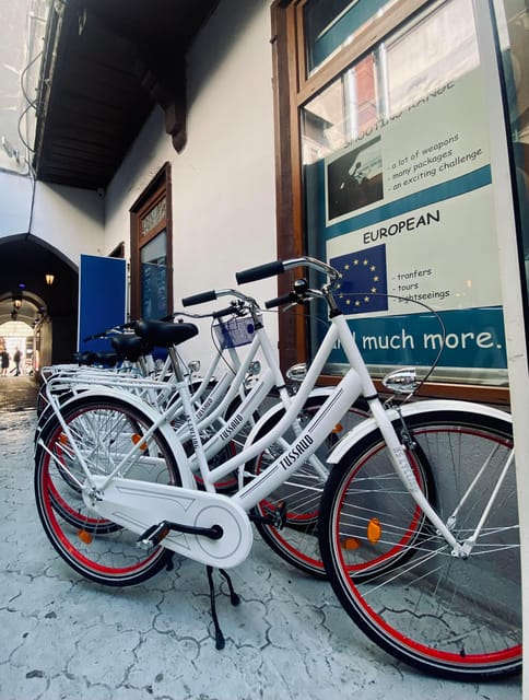 Kraków: Bike Rental - Included Amenities