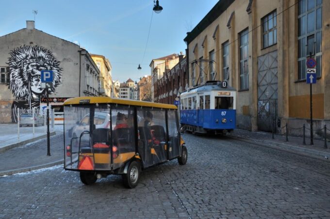 Krakow: City Highlights Sightseeing Private Car Tour - Additional Details