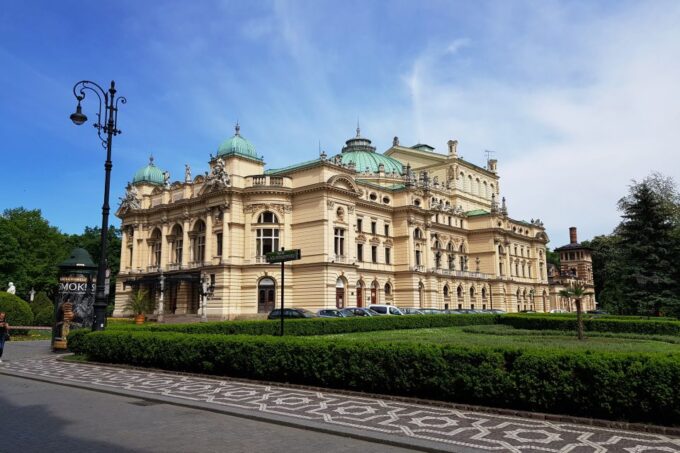 Krakow: City Tour by Electric Golf Cart - Tour Details