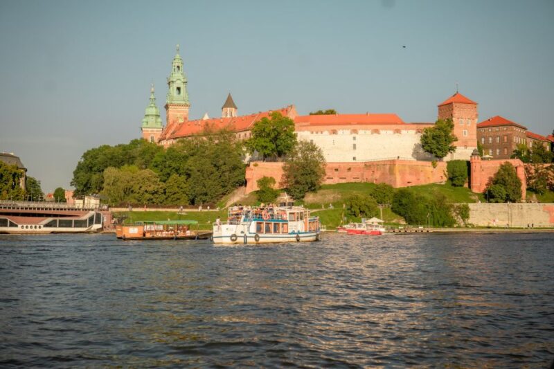 Krakow: Early Bird Vistula River Sightseeing Cruise - Key Points