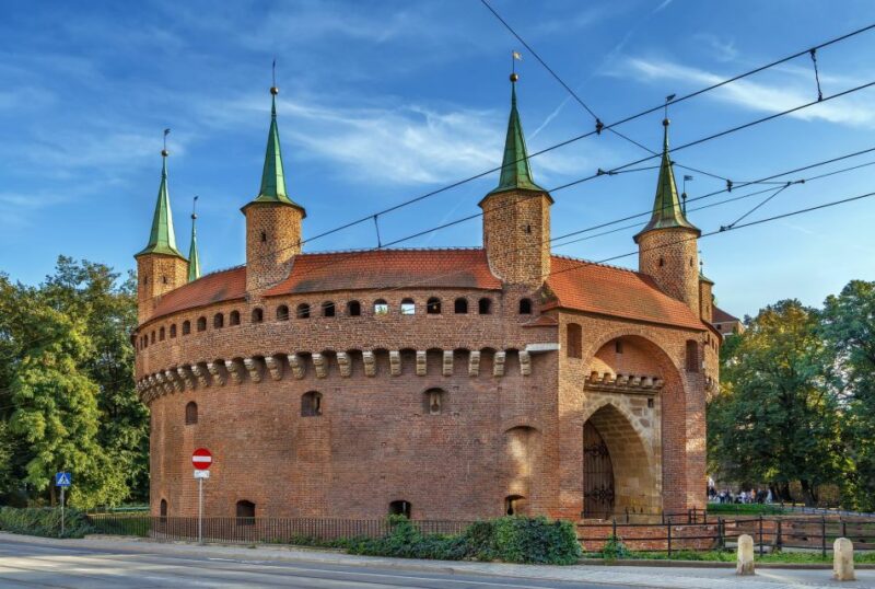Krakow: Electric Car Sightseeing Tour - Eco-friendly Sightseeing Experience