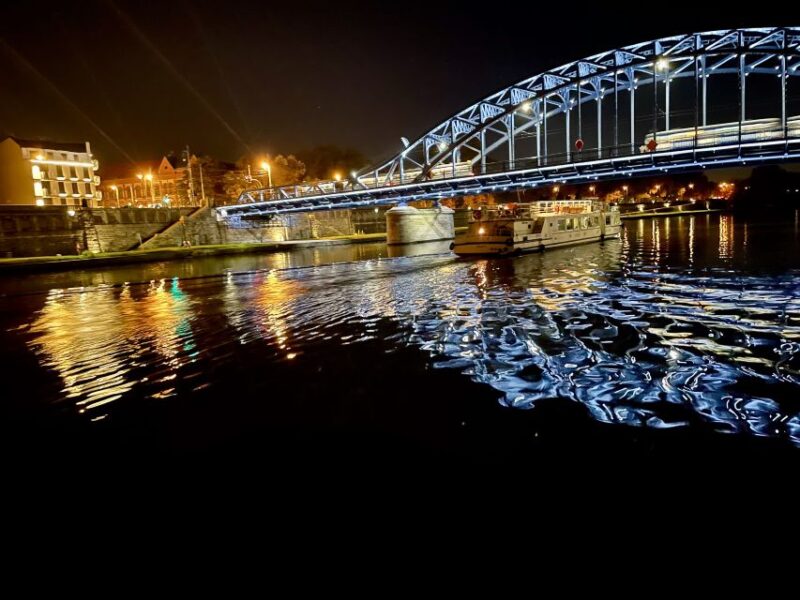 Krakow: Evening Cruise With a Glass of Wine - Cruise Pricing and Availability